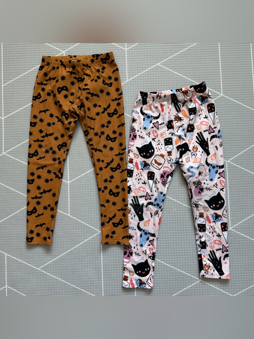 Dot dot smile|Baby girl/toddler Halloween Print Leggings,Bat & Cat novelty print